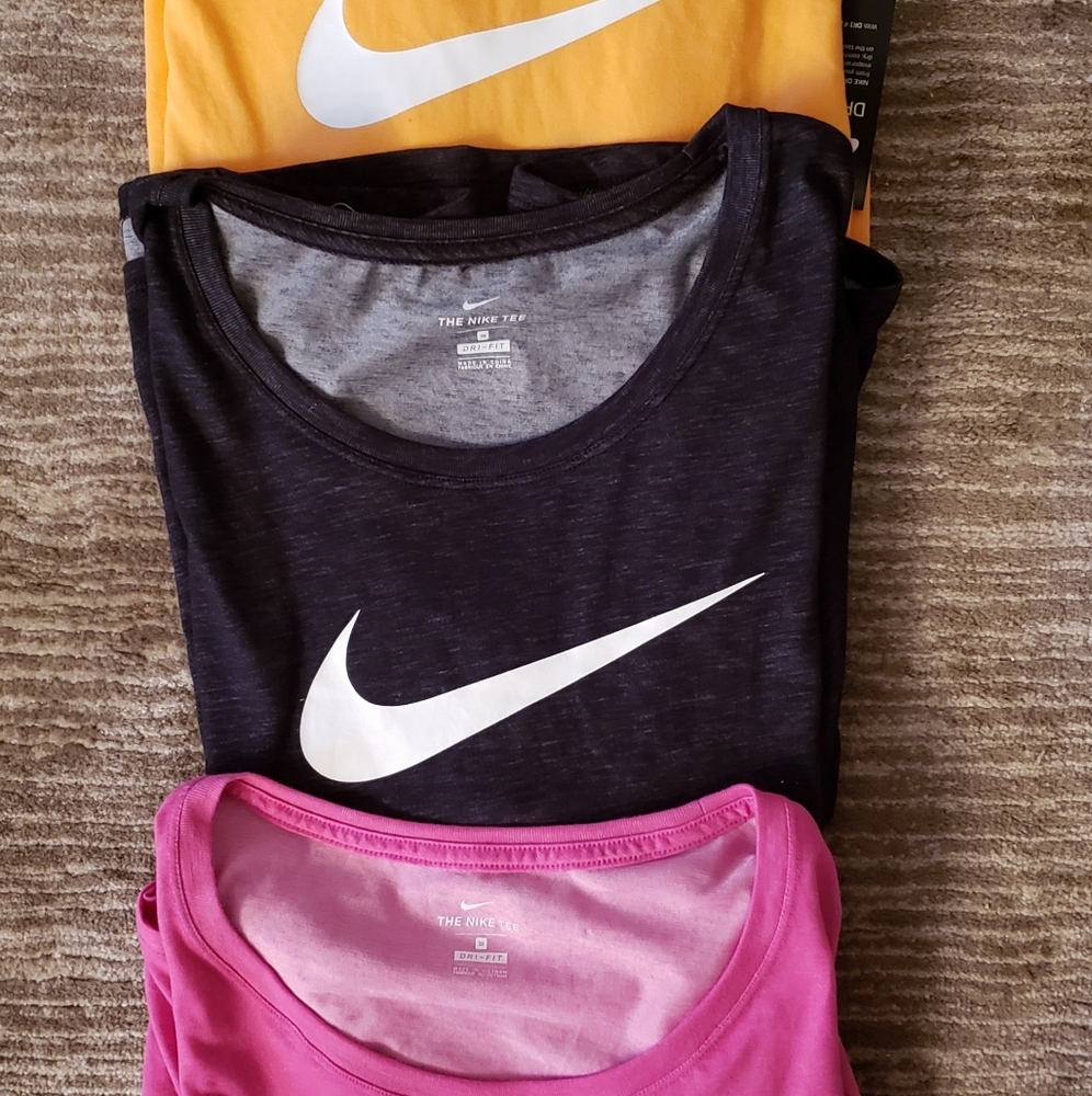3 nike tees